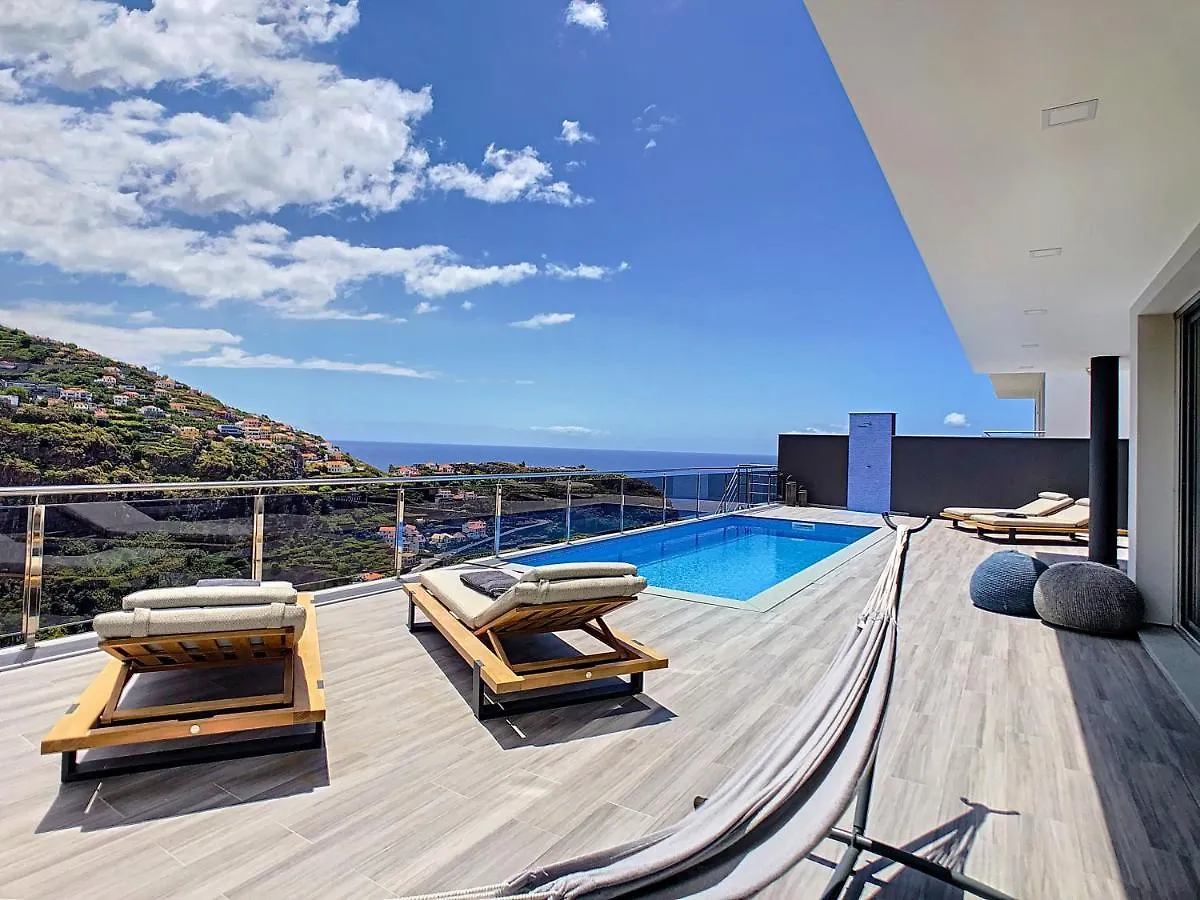 Wild River Villa By Lovelystay Ribeira Brava Portugal